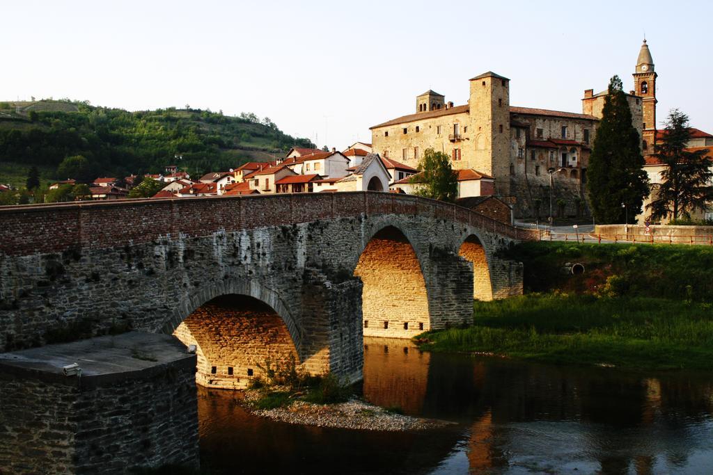 Monastero Bormida Il Grappolo In Langaヴィラ エクステリア 写真