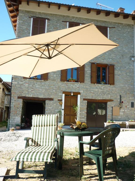 Monastero Bormida Il Grappolo In Langaヴィラ エクステリア 写真